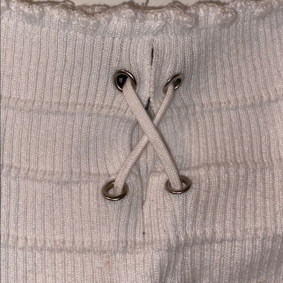 White String Top - Picture 5 of 7